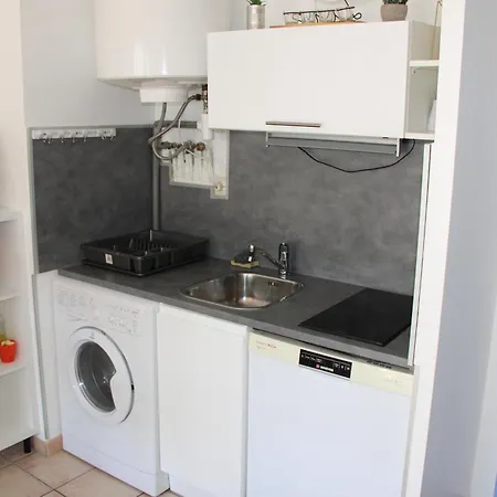 Les Pieds Dans L'eau Au Cap D'agde Appartement *