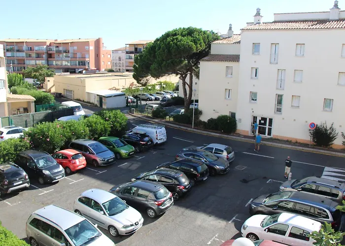 Les Pieds Dans L'eau Au Cap D'agde * Agde