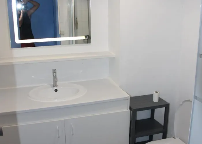 Daire Les Pieds Dans L'eau Au Cap D'agde Agde